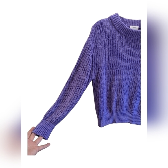 Aritzia Wilfred Essential Chenille Sweater Relaxed Fit Crewneck Purple Small - Picture 4 of 8